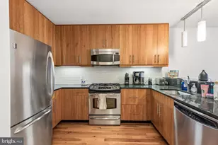 1425 Locust St, Philadelphia, PA 19102 - Photo 8
