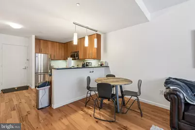 1425 Locust Street #4E, Philadelphia, PA 19102 - Photo 6