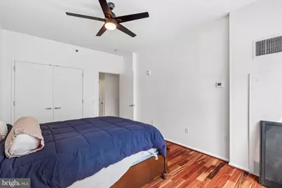 1425 Locust Street #4E, Philadelphia, PA 19102 - Photo 16