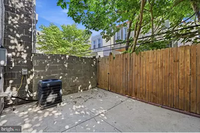 2237 Sears Street, Philadelphia, PA 19146 - Photo 14
