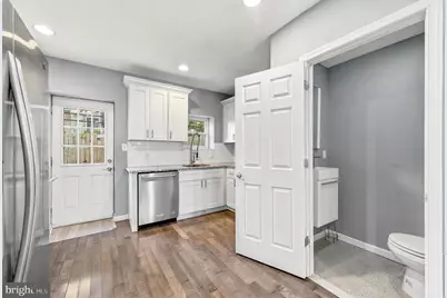 2237 Sears Street, Philadelphia, PA 19146 - Photo 8