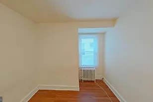 6237 Carpenter St, Philadelphia, PA 19143 - Photo 2