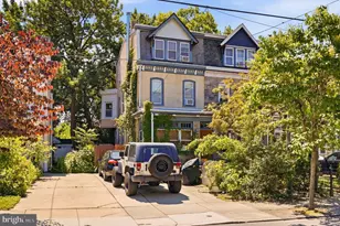465 Green Ln, Philadelphia, PA 19128 - Photo 1