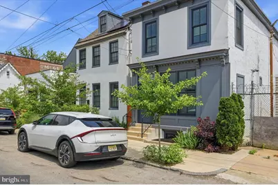 64 W Queen Lane, Philadelphia, PA 19144 - Photo 1