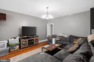 4739 Smick St, Philadelphia, PA 19127 - Photo 8