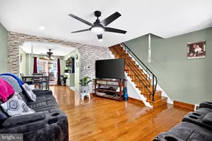 4557 Tudor St, Philadelphia, PA 19136 - Photo 2
