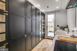 2571 Trenton Ave, Philadelphia, PA 19125 - Photo 12