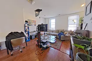 2041 N 15th St, Philadelphia, PA 19121 - Photo 2