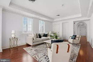 1512 Spruce St, Philadelphia, PA 19102 - Photo 4