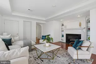 1512 Spruce St, Philadelphia, PA 19102 - Photo 2
