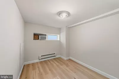 529 E Clarkson Avenue, Philadelphia, PA 19120 - Photo 12