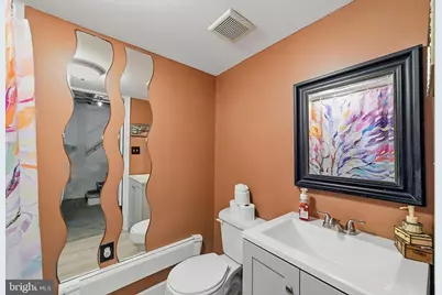 529 E Clarkson Avenue, Philadelphia, PA 19120 - Photo 14