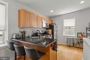 1610 Christian St, Philadelphia, PA 19146 - Photo 4