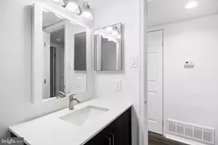1215 South St, Philadelphia, PA 19147 - Photo 14