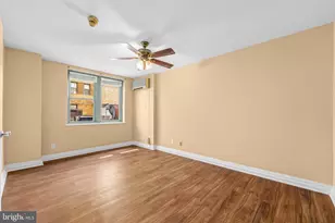 2601 Pennsylvania Ave, Philadelphia, PA 19130 - Photo 10
