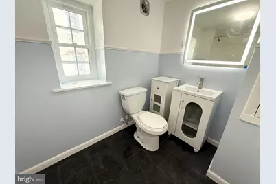 713 S 2nd Street #UNIT 2, Philadelphia, PA 19147 - Photo 14