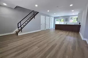1426 Dondill Pl, Philadelphia, PA 19122 - Photo 10