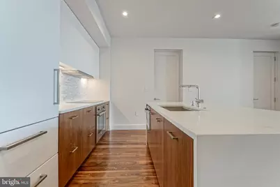 621 S 24th Street #308, Philadelphia, PA 19146 - Photo 4