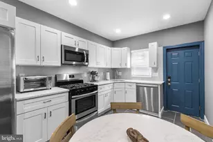 2422 S Juniper St, Philadelphia, PA 19148 - Photo 8