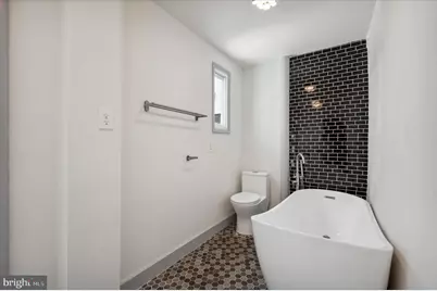 1721 S 18th Street #2, Philadelphia, PA 19145 - Photo 22