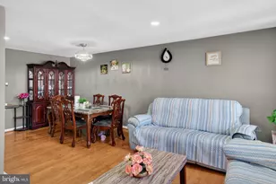 1942 Nester St, Philadelphia, PA 19115 - Photo 4