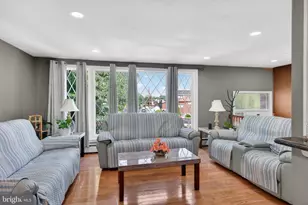 1942 Nester St, Philadelphia, PA 19115 - Photo 6