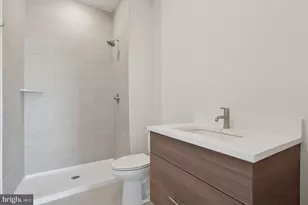 130 W Girard Ave, Philadelphia, PA 19123 - Photo 20