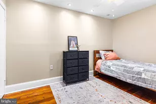 2225 Pemberton St, Philadelphia, PA 19146 - Photo 22