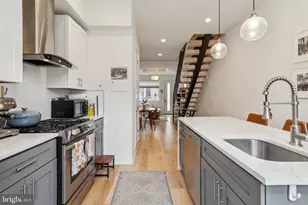 2145 Cross St, Philadelphia, PA 19146 - Photo 8