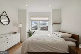 2145 Cross St, Philadelphia, PA 19146 - Photo 14