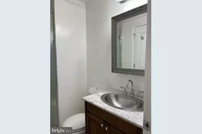 105 S 18th Street #4B, Philadelphia, PA 19103 - Photo 8