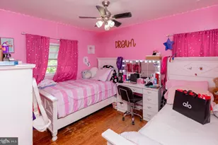 3633 N Hereford Ln, Philadelphia, PA 19114 - Photo 28