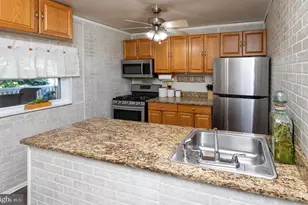 3633 N Hereford Ln, Philadelphia, PA 19114 - Photo 12