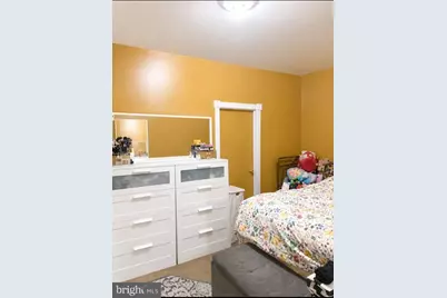 903 W Duncannon Avenue, Philadelphia, PA 19141 - Photo 2