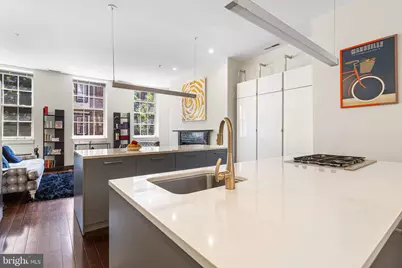 521 Pine Street #2, Philadelphia, PA 19106 - Photo 2