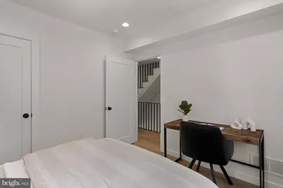 954 N 6th Street, Philadelphia, PA 19123 - Photo 16