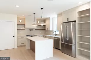 954 N 6th St, Philadelphia, PA 19123 - Photo 10