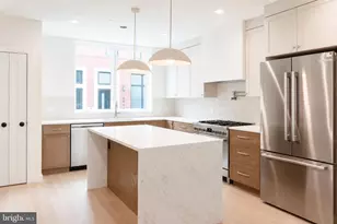954 N 6th St, Philadelphia, PA 19123 - Photo 1