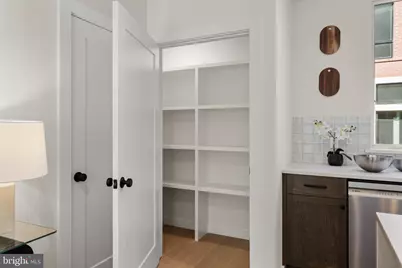 954 N 6th Street, Philadelphia, PA 19123 - Photo 12