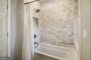 2918 Cambridge St, Philadelphia, PA 19130 - Photo 16