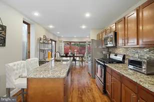 2918 Cambridge St, Philadelphia, PA 19130 - Photo 8