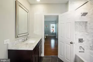 2918 Cambridge St, Philadelphia, PA 19130 - Photo 18