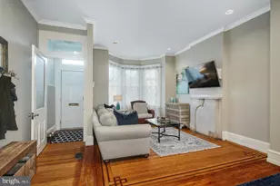 2918 Cambridge St, Philadelphia, PA 19130 - Photo 4