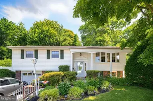 865 Morefield Rd, Philadelphia, PA 19115 - Photo 4