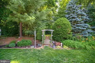 865 Morefield Rd, Philadelphia, PA 19115 - Photo 50