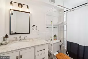 2357 Montrose St, Philadelphia, PA 19146 - Photo 18