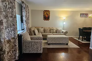 1815 Placid St, Philadelphia, PA 19152 - Photo 4