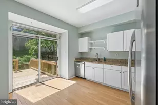 321 Sage Ln, Philadelphia, PA 19128 - Photo 14