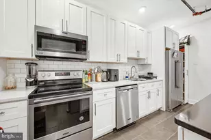 2318 E Cabot St, Philadelphia, PA 19125 - Photo 6