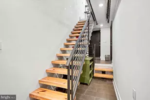 2318 E Cabot St, Philadelphia, PA 19125 - Photo 8